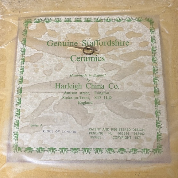 Genuine Staffordshire Ceramics Gold Frame Pair 18th Century Style Victorian Art - Picture 12 of 14